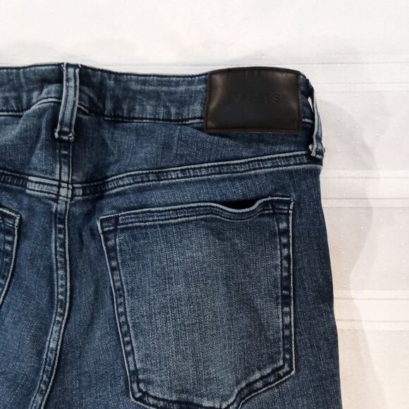 Express Women’s Slim Jeans 31x32 Medium Wash Stretch Denim Mid Rise Fit - Picture 8 of 9